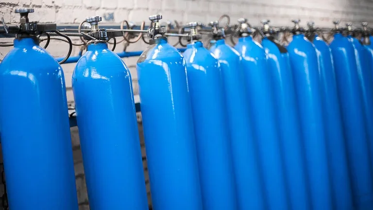 Tubos azuis de gases alphagaz